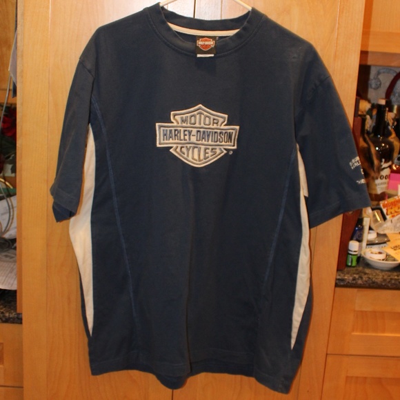 Harley-Davidson Other - SOLD.   Harley Pullover Top Size Large. EUC